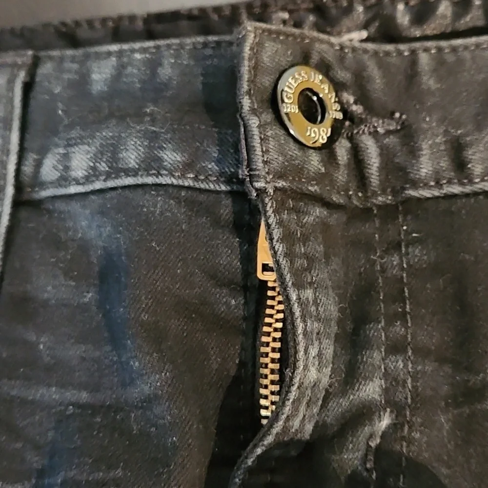 Guess jeans black mini skirt size 26